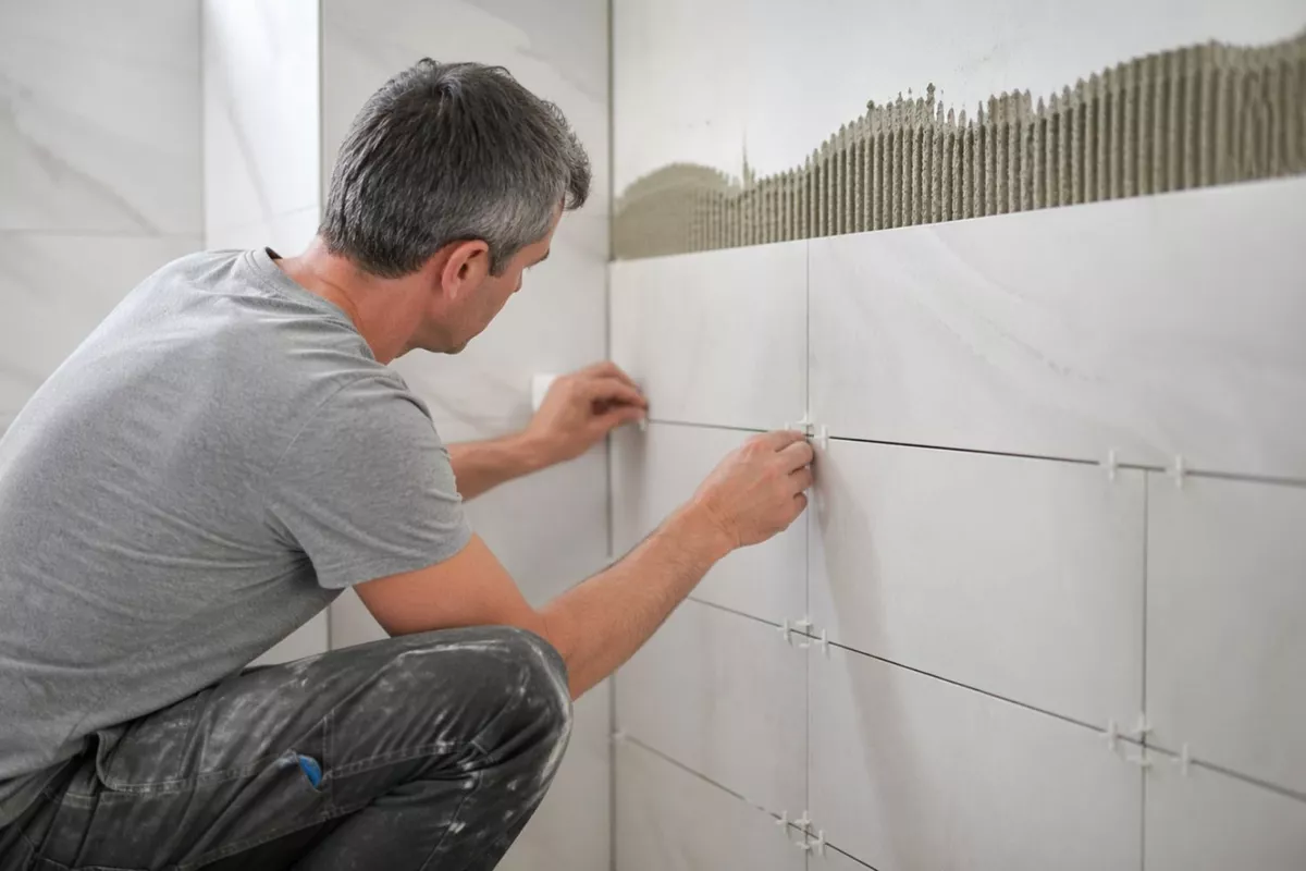 Rénovation intérieure (salle de bains, WC, appartement)
