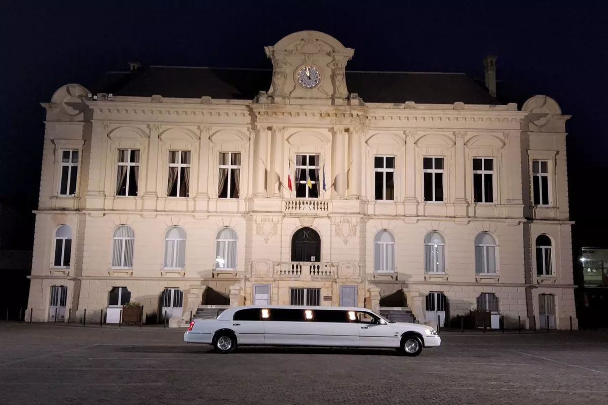 Location de voiture avec chauffeur privé Nouzonville