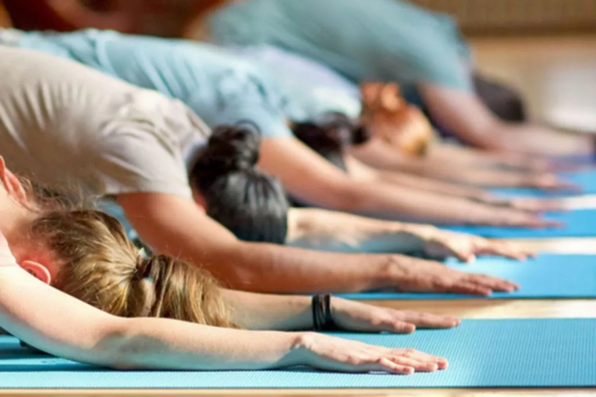 Cours de Pilates au Tapis en groupe