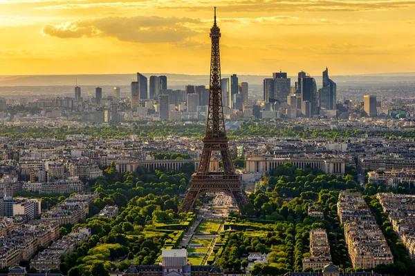 Excursion sur mesure Paris & Île-de-France – Chauffeur privé et billetterie