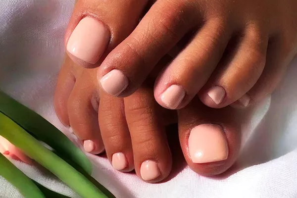 Soin anti callosités & semi permanent