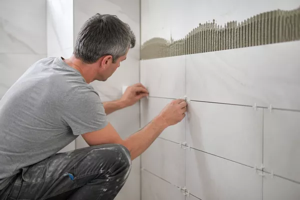 Rénovation intérieure (salle de bains, WC, appartement)