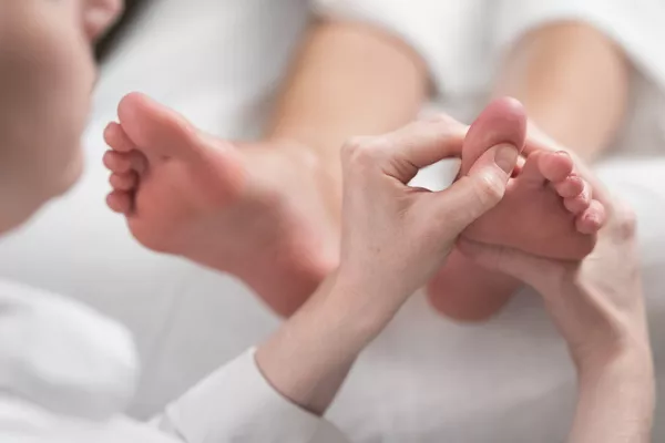Première consultation en réflexologie plantaire
