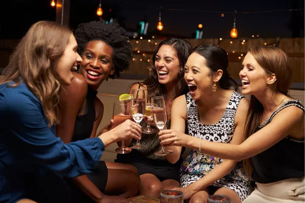 Transport VTC femmes pour soirée et événement