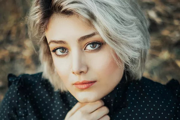 Coupe + Shampoing + Brushing  chev courts - mi longs