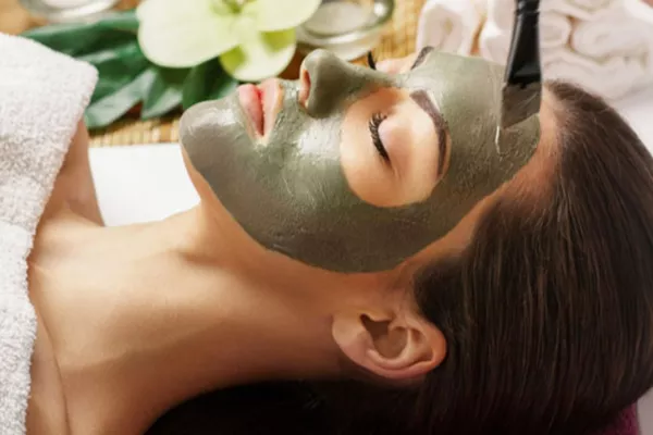 Soin Visage Anti-Âge Au Caviar