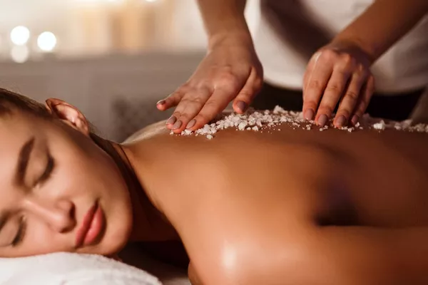 Rituel gommage du corps – Renouveau & éclat