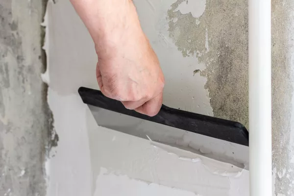 Préparation des supports pour peinture– Nice, Alpes-Maritimes (06) & Var (83)