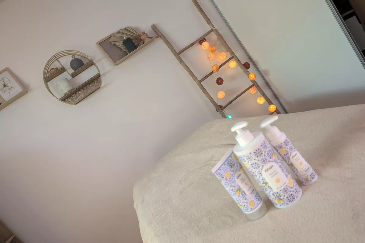 Massage Holistique Ventre, '' Izarra '' 45mn🌟