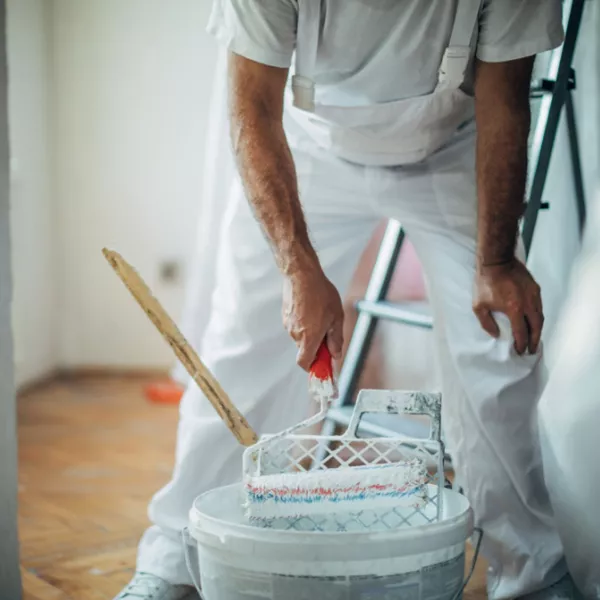 Comment choisir le bon professionnel pour vos travaux de peinture à La Rochelle et Royan ?