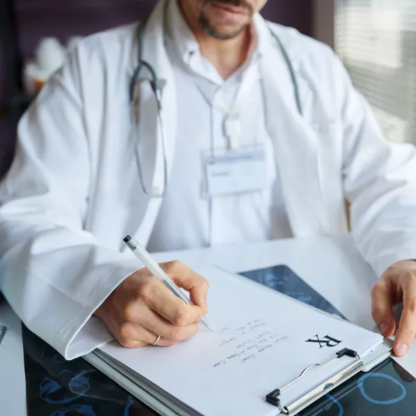 1- Obtenir la prescription médicale ou le “bon de transport”