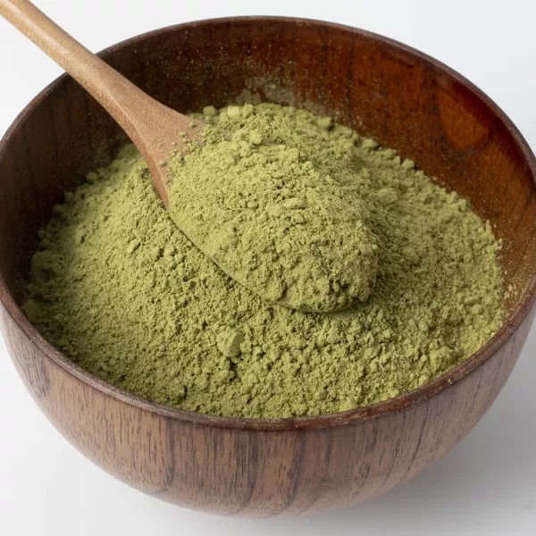 Soulager les inflammations et les zones corporelles douloureuses grâce à l'argile verte.
