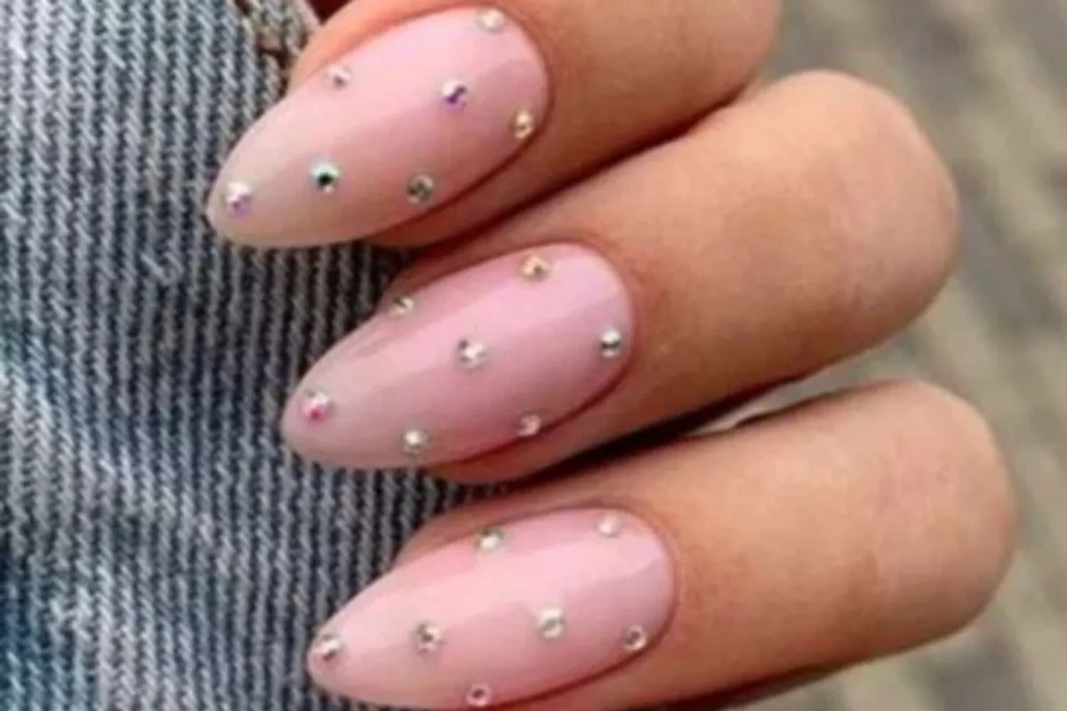 Strass (plusieurs doigts)