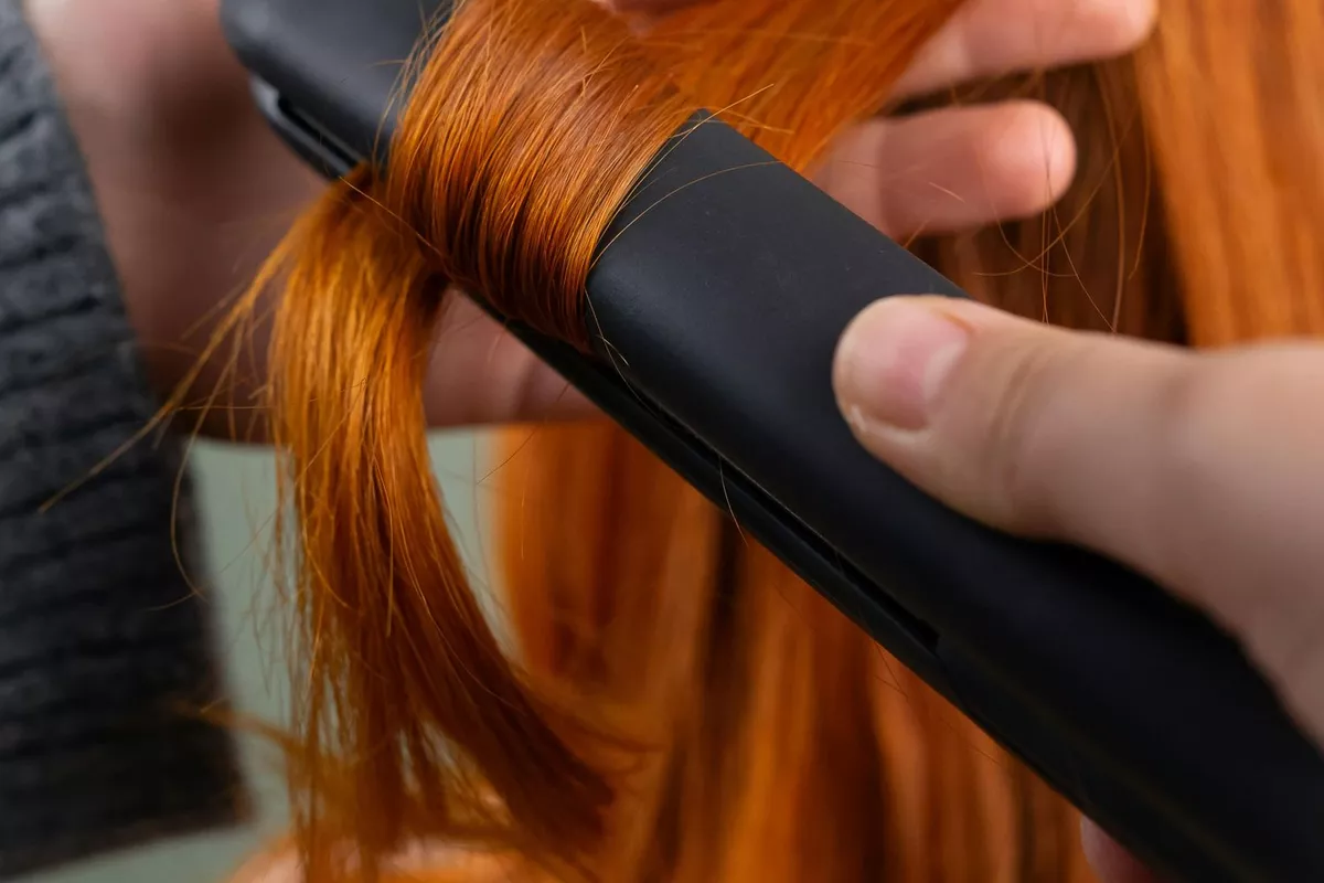 Lissage/ bouclage au  plaques chev longs