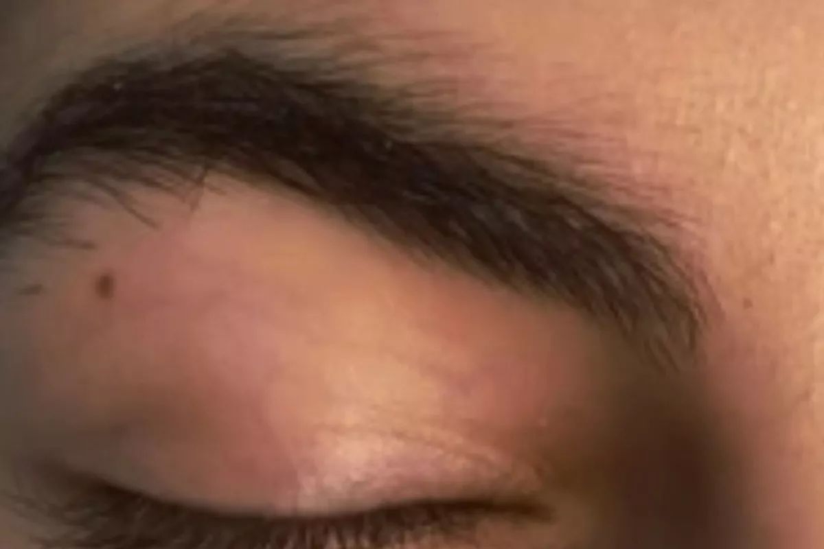 EPILATION DE SOURCILS