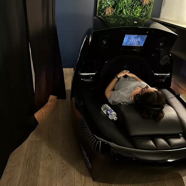 Vélo infrarouge : la nouvelle méthode pour brûler jusqu'à 2 000 calories en 40 minutes est disponible à Vincennes