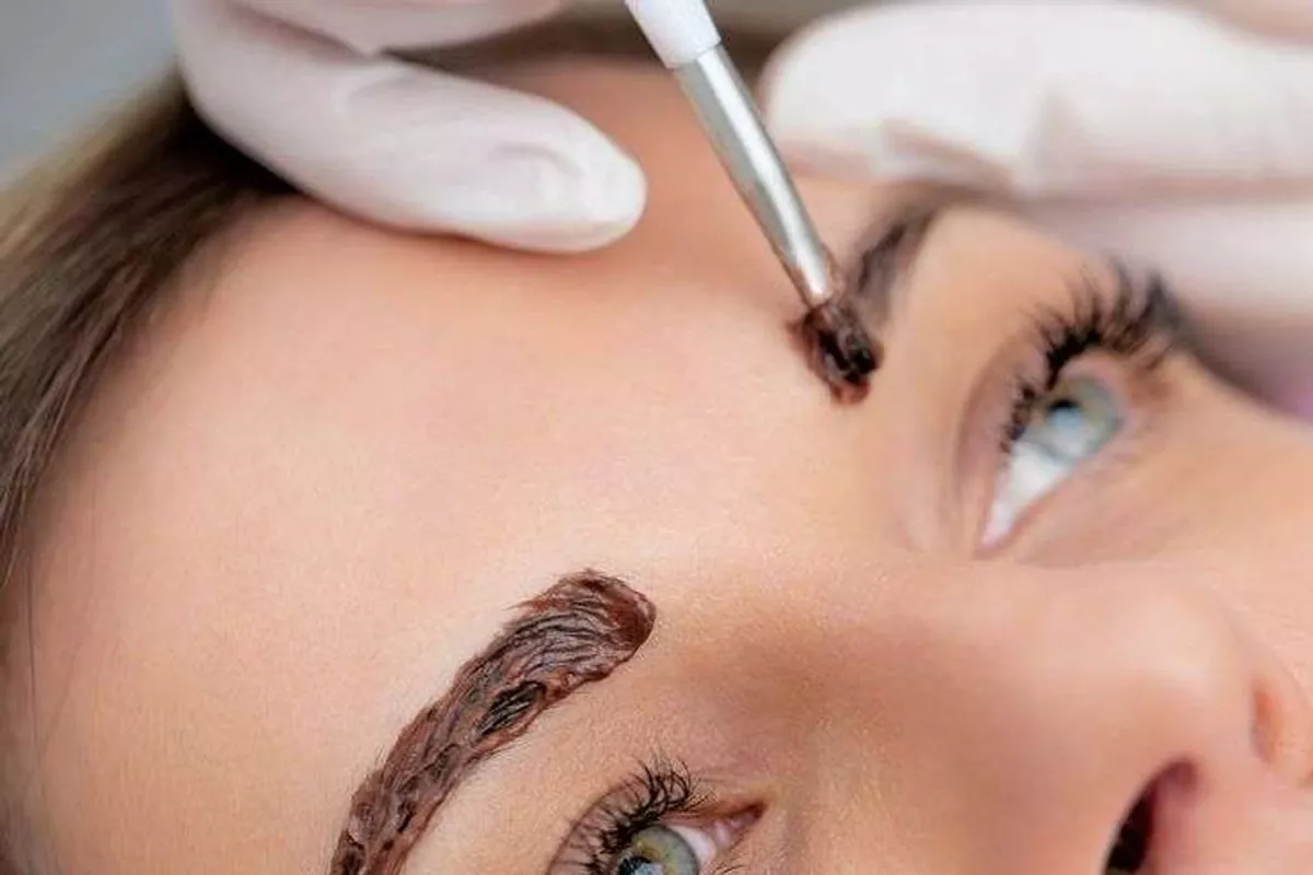 Teinture sourcils
