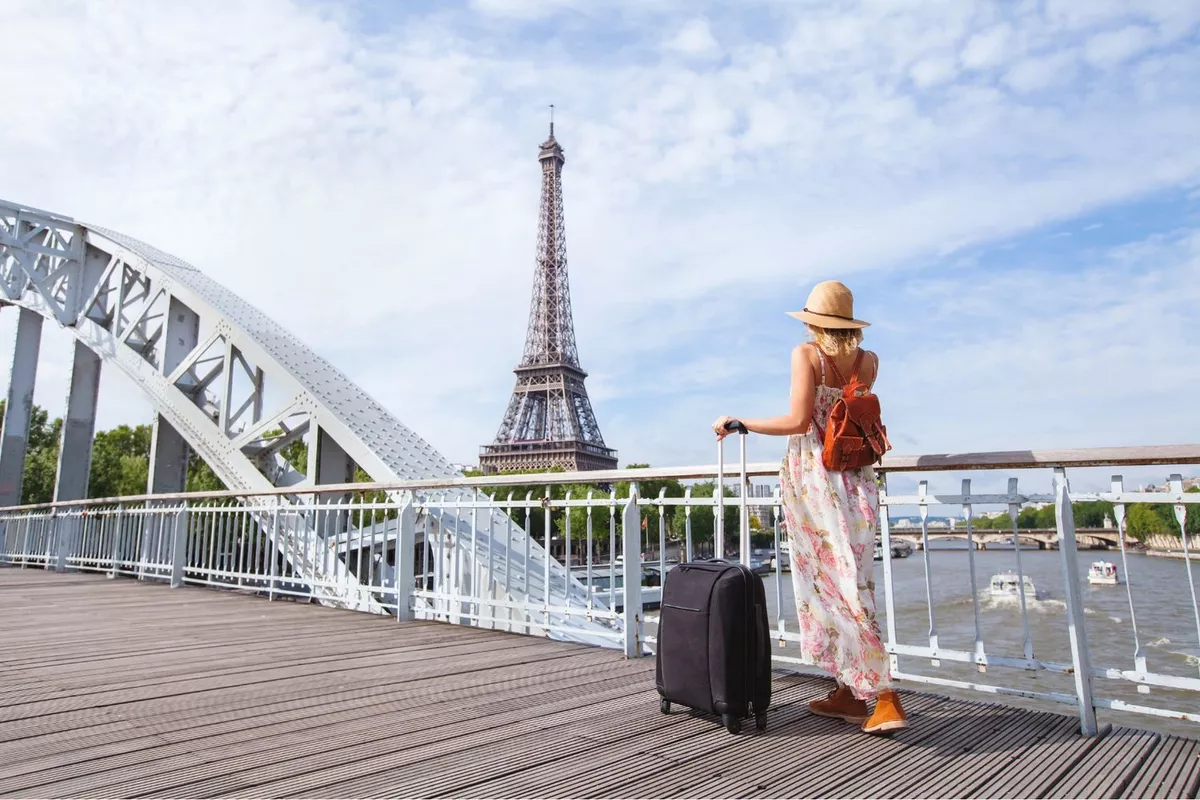 Visite de Paris & City Tours en VTC - circuits personnalisés pour femmes