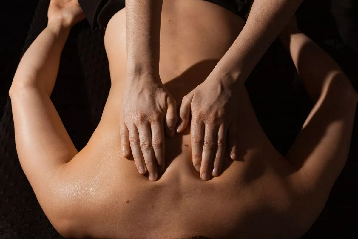 Massage corps entier 1h20 (80 min)