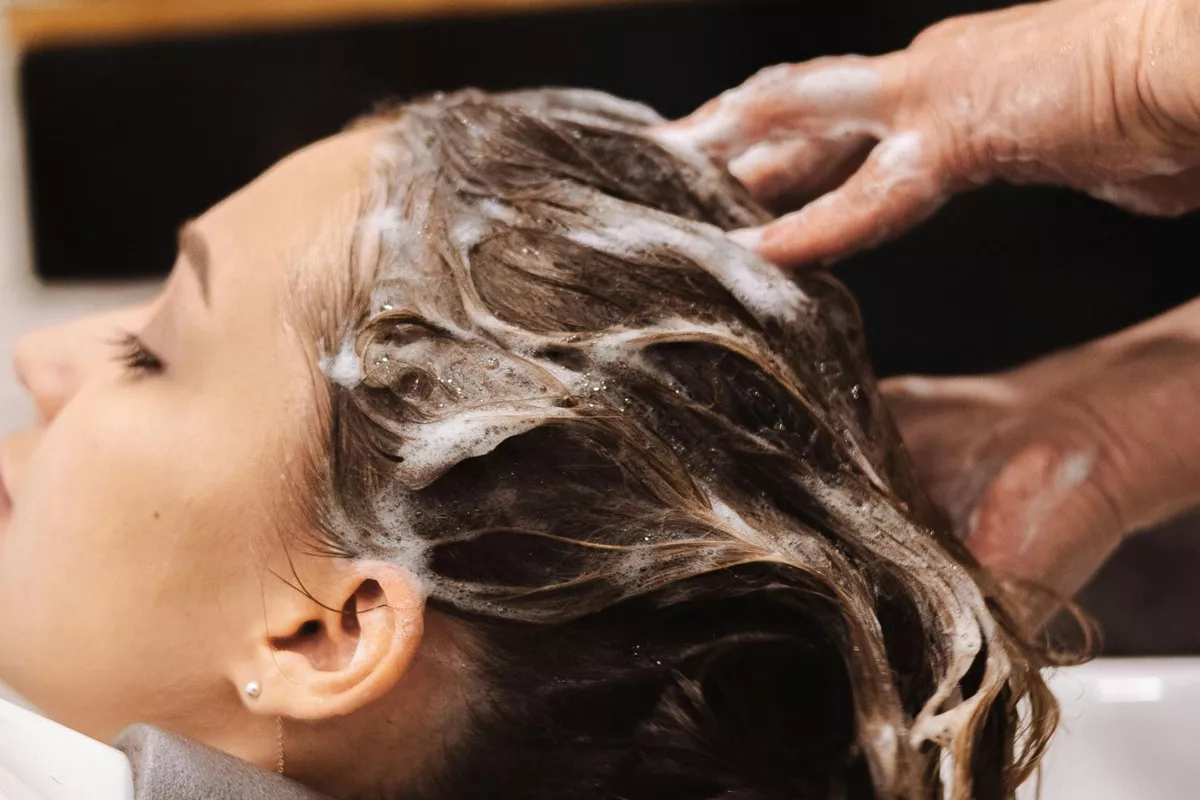 Forfait Brushing Cheveux courts - mi longs