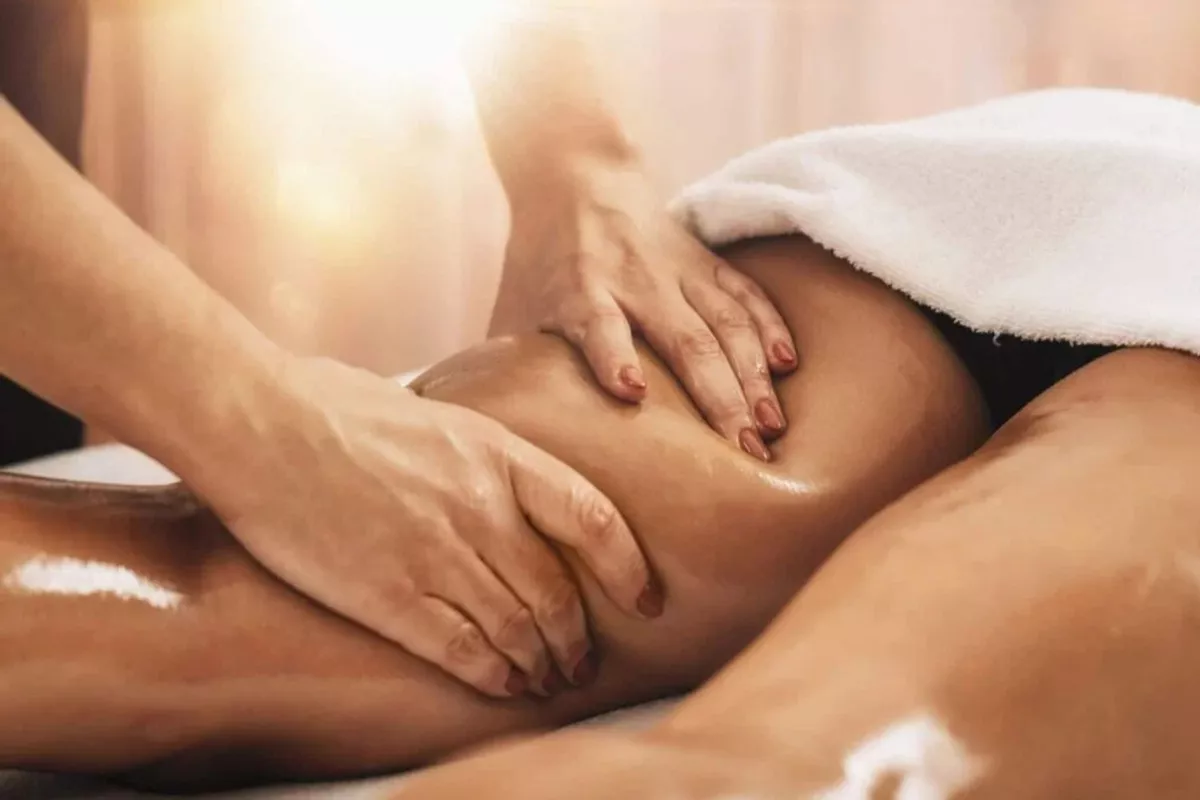 Massage jambes lourdes