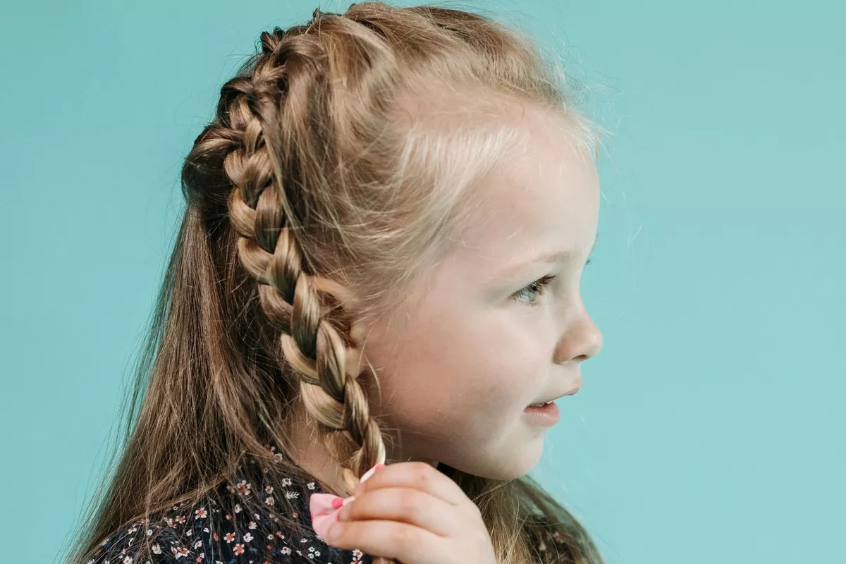 Chignons & attaches enfants 5 -12 ans