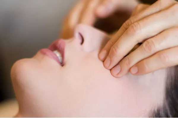 Réflexologie facio cranienne