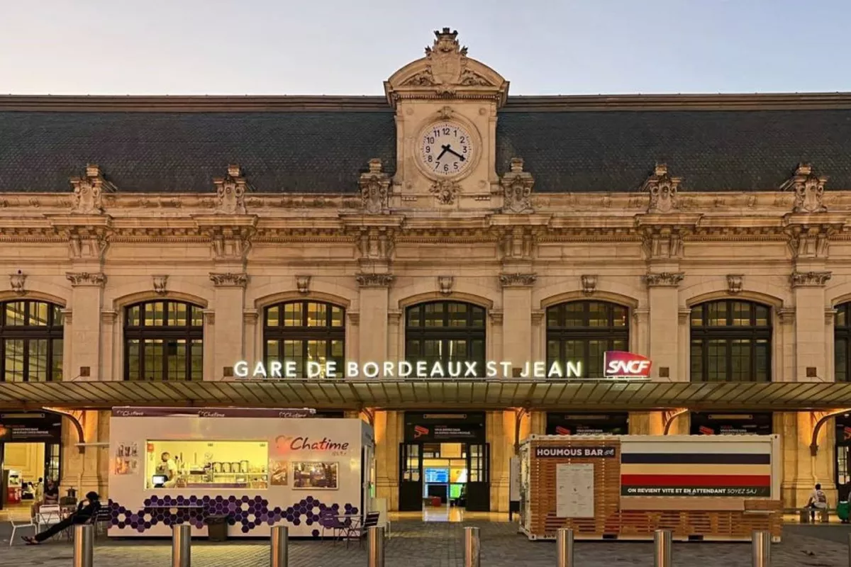 Navettes Gares VTC : Bordeaux-Saint-Jean, Cenon, Pessac, Mérignac-Arlac ...