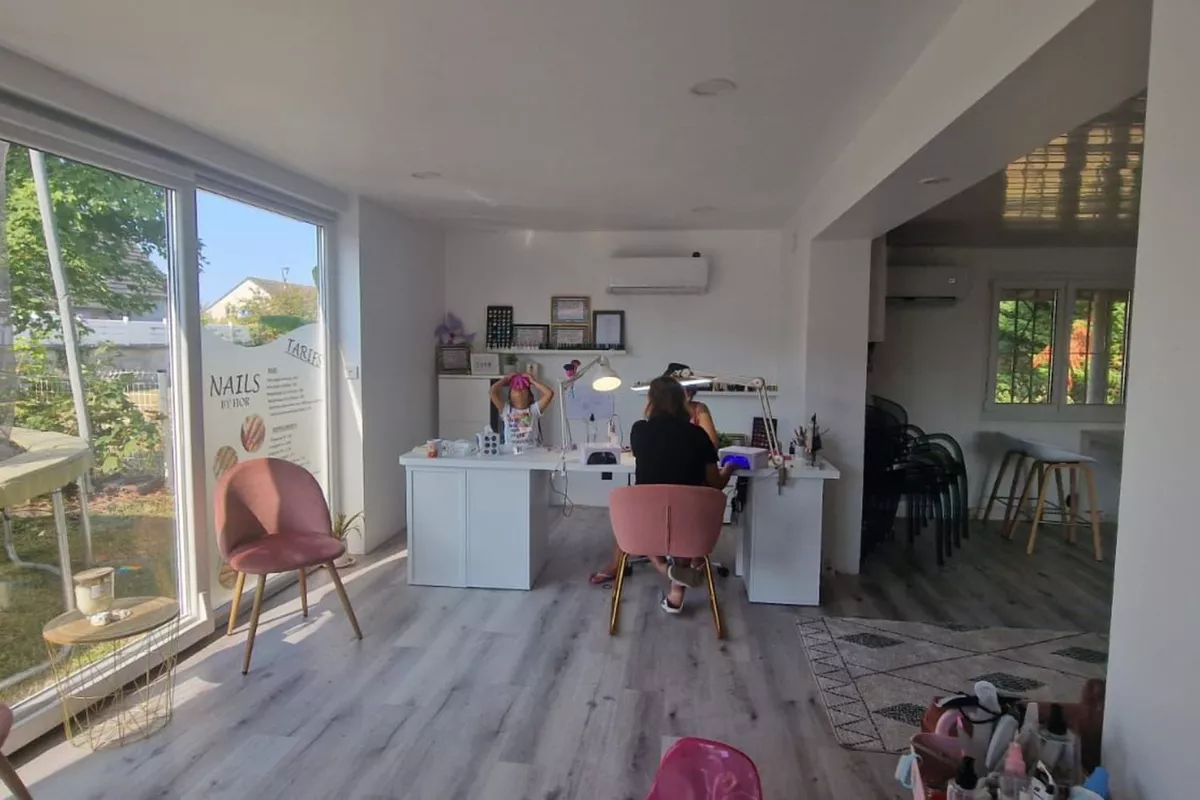 Prothésiste ongulaire Balgau