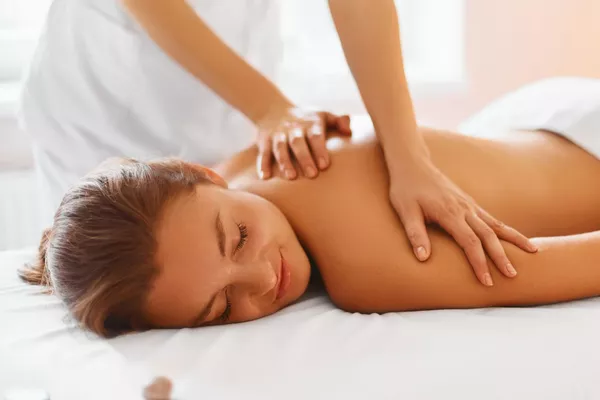 Massage détente et bien-être 30min: Massage signature personnalisé et adapté au besoin du moment