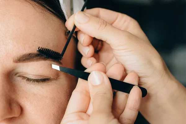Brow Lamination + Coloration Sourcils