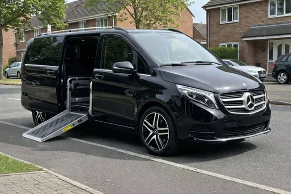 Transport PMR Haut de Gamme – Chauffeur Privé