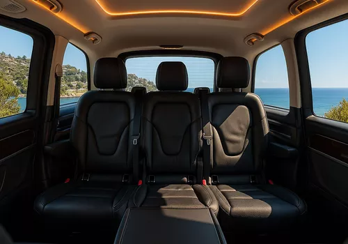Mercedes Vito Van – 1 à 8 passagers (VTC Cannes) 2