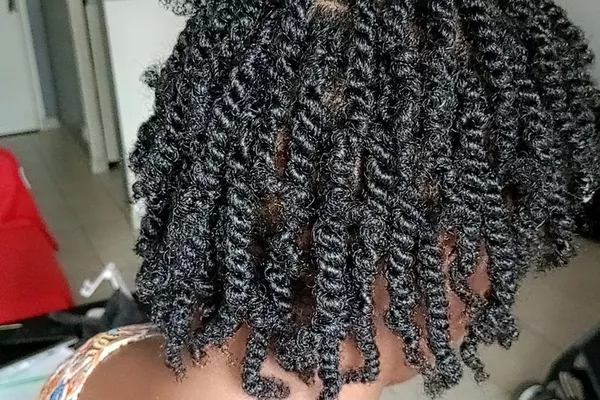 Twist plate avec vos propres cheveux