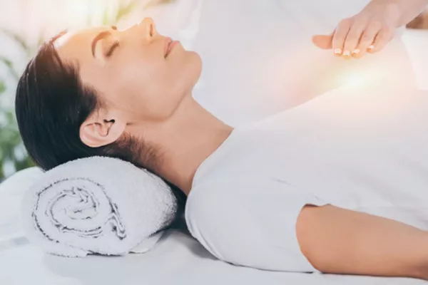Massage bien-être du  visage quartz rose avec 1  soin énergétique