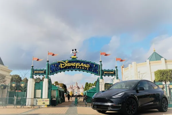 Navette en VTC Parcs & Loisirs – Disneyland Paris / Parc Astérix