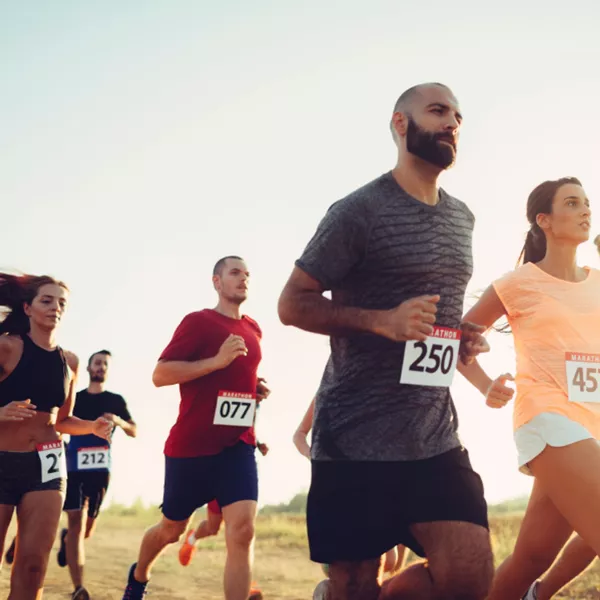 Massage sportif : récupération après le Marathon Nice-Cannes