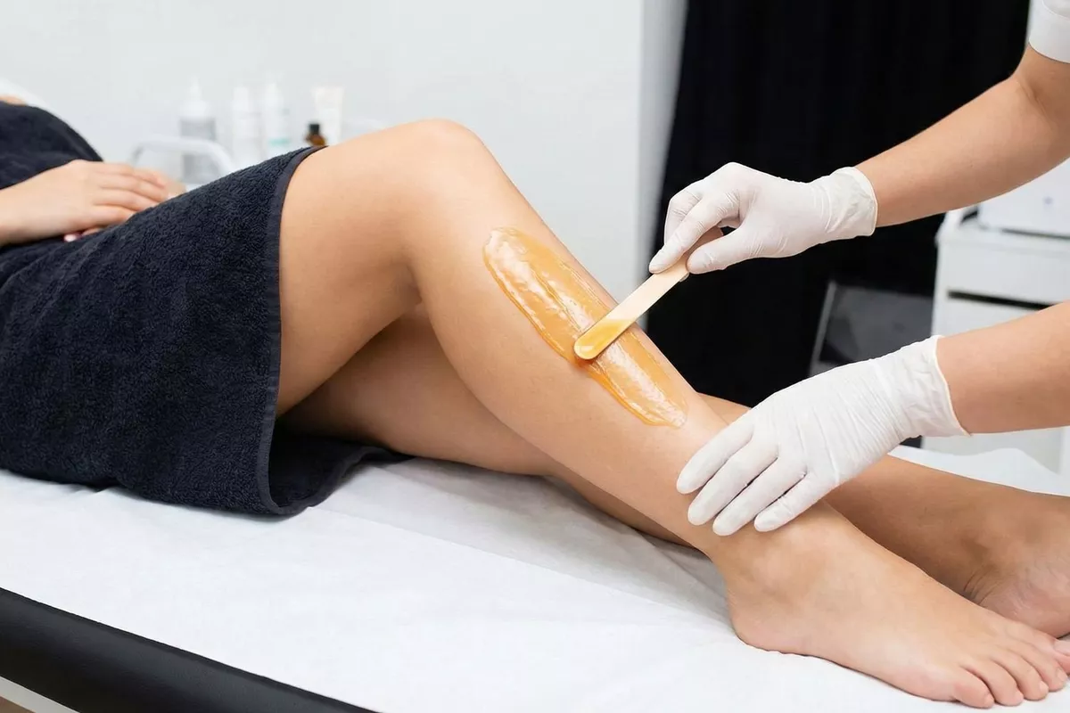Épilation jambes entières à domicile – Beautystyl