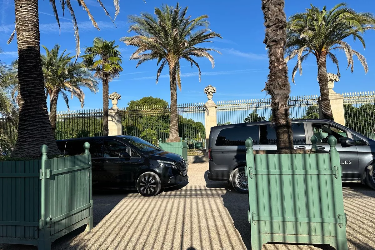 VTC pour Sorties & Loisirs – Disneyland Paris, Parc Astérix, Jardin d’Acclimatation, Musées & spectacles parisiens