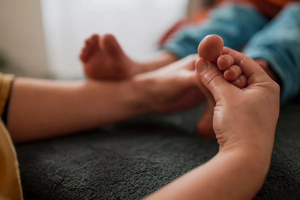 Reflexologie plantaire - Séance enfant