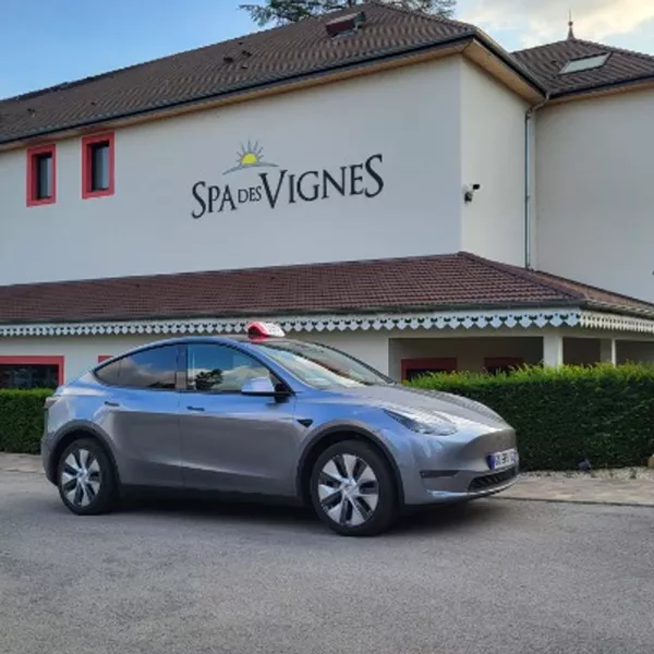 Tesla Model Y : véhicule électrique tout confort
