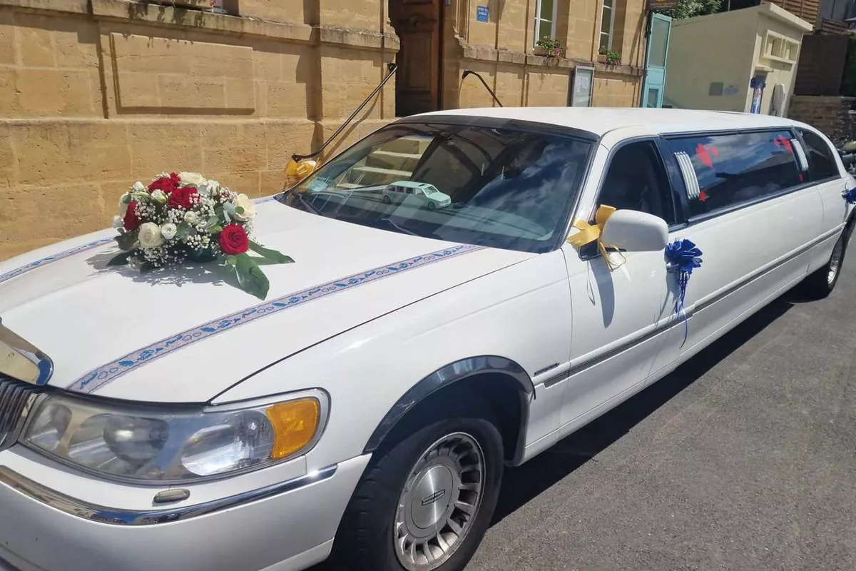 Location de Limousines avec Chauffeur Nouzonville