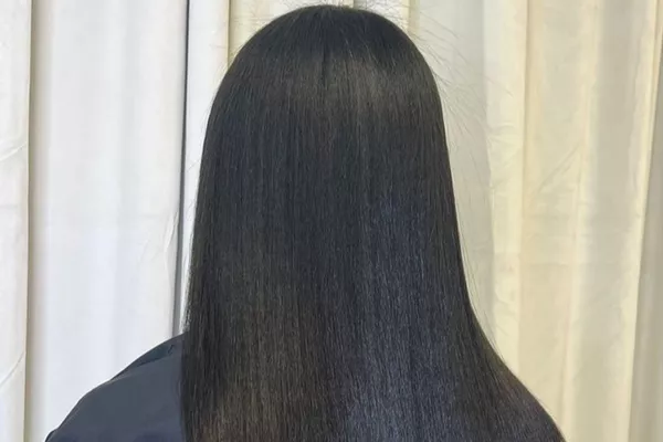 Extensions Lisses – Raw Hair soyeux