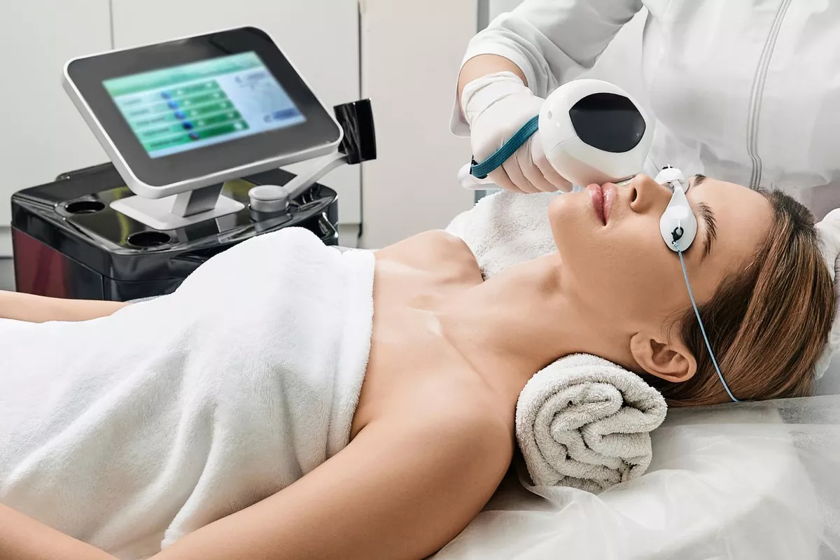 Rajeunissement de visage par laser diode