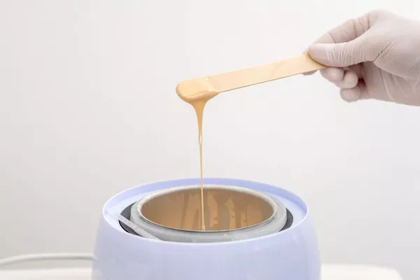 Forfait épilation demi jambes / maillot simple / aisselles  – Esthéticienne RosebyBeauty