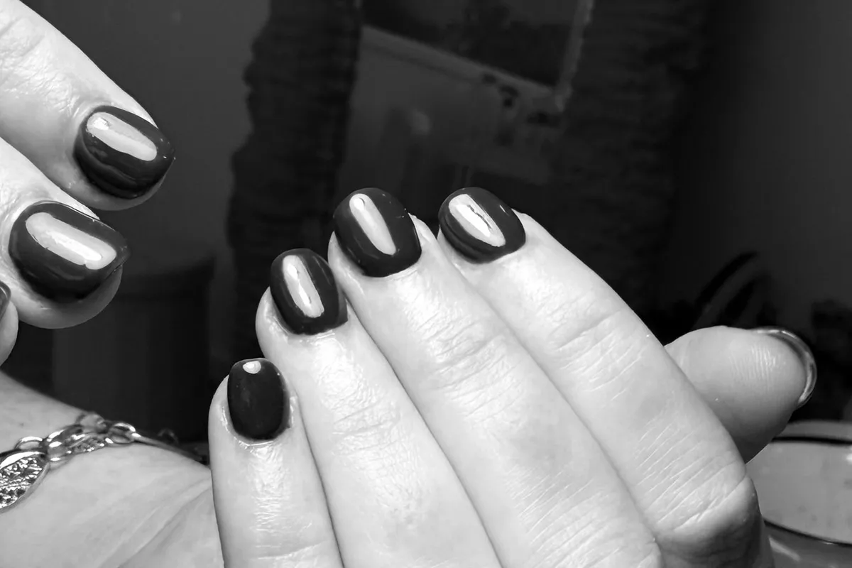 Extension au Gel pour Ongles Rongés