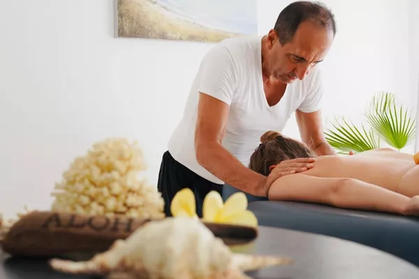 Massage Découverte Hawaïenne à Nice