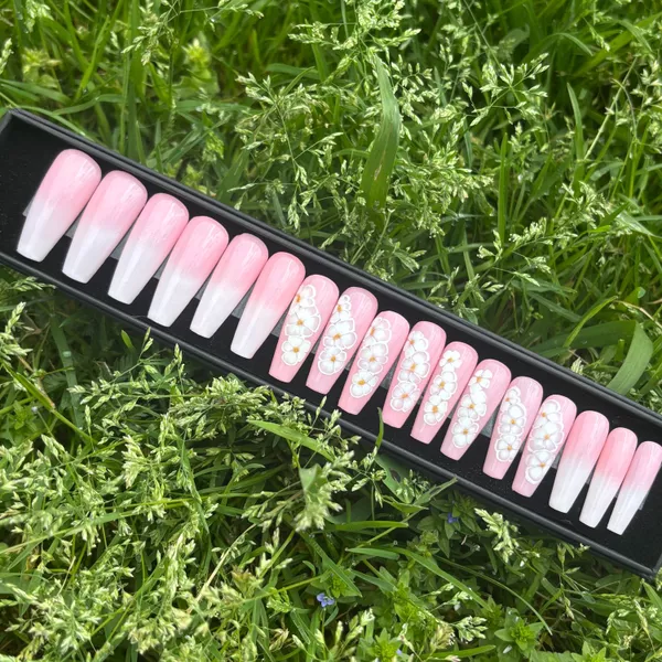 Press on nails : kits complet spécial mariage