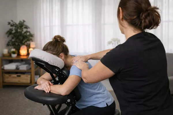 Massage Amma Assis sur chaise 15 min