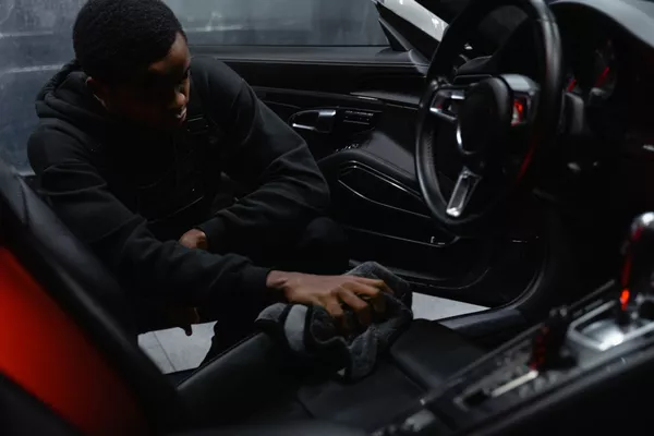 Lavage auto complet intérieur et extérieur formule Gold – Lyon et alentours
